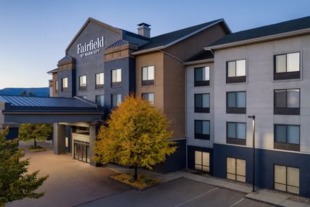 Fairfield Inn & Suites Kelowna
