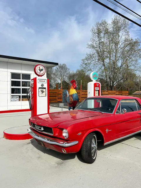 Redd's Filling Station