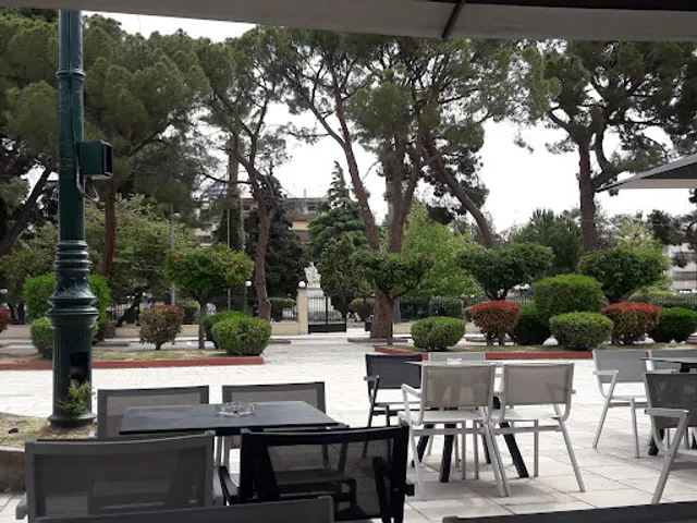 ΠΥΡΓΟΣ CAFE - BAR