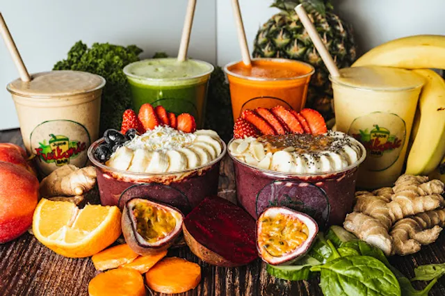 Fruitonic Juice Bar | Smoothies, Juices, Shots & Acai