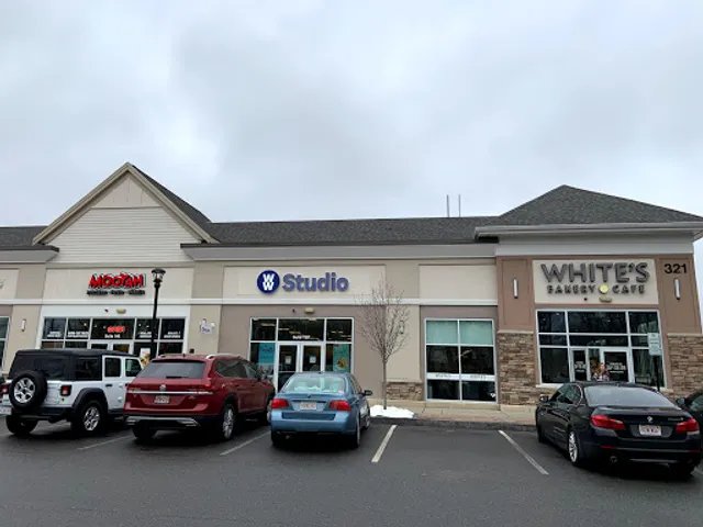 MOOYAH Burgers, Fries & Shakes