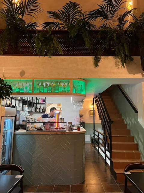 Neighbours Coffee and Real Food