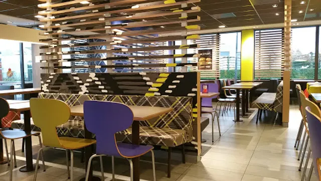 McDonald's Waardenburg