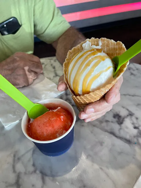 Milkster Creamery + Coffee Clearwater