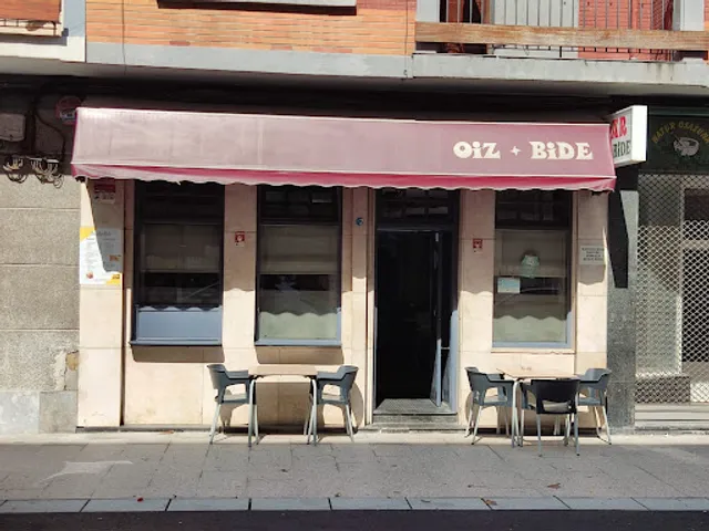 Bar Oiz-bide