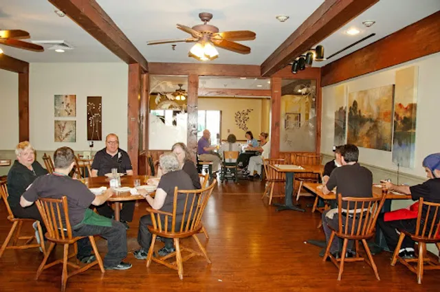 Lambs Farm's Magnolia Cafe & Bakery
