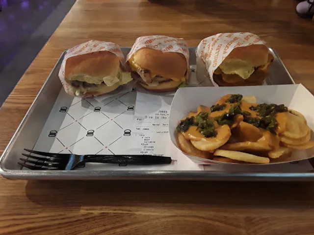 Burgerim Gourmet Burgers 100% HALAL