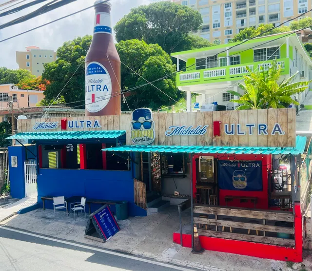 El Cariduro Sport Bar