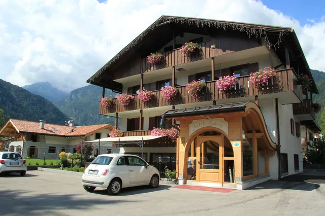 Hotel Lory Pinzolo