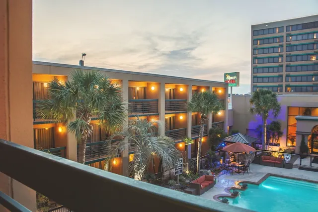 MCM Elegante Hotel Beaumont