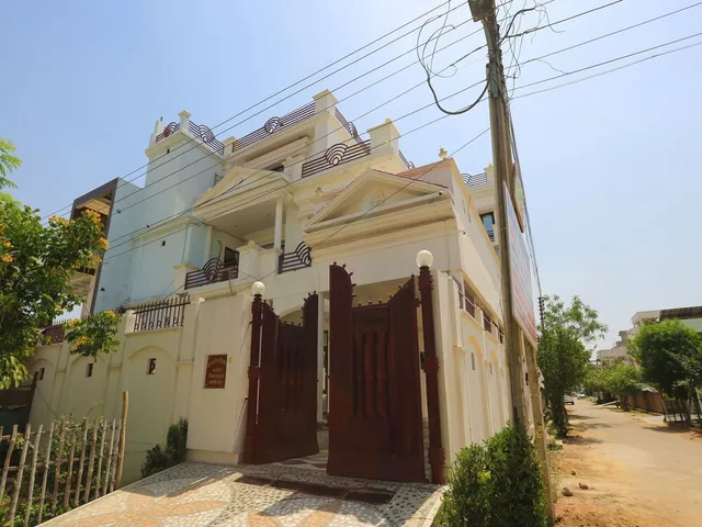 OYO Hotel Happy Homes Near Indira Nagar Metro Station