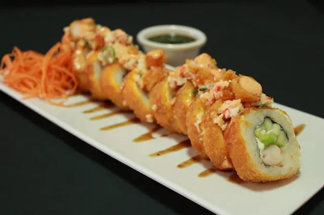 Tsuky Sushi el Colli