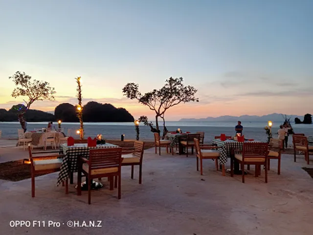 Sands at Tanjung Rhu Resort