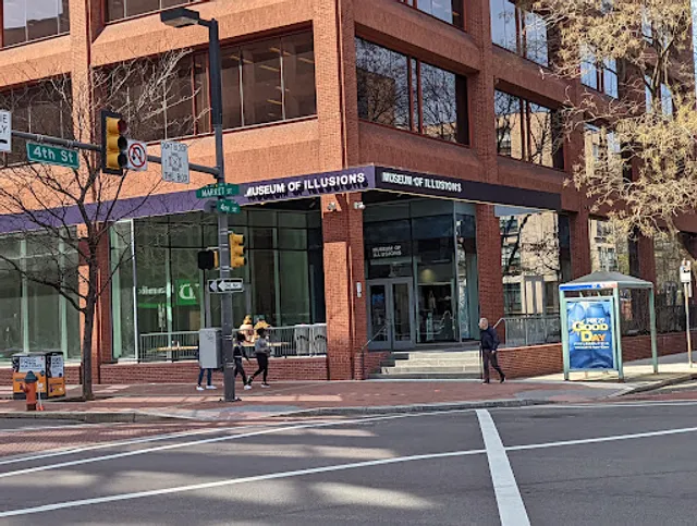 Museum of Illusions Philadelphia