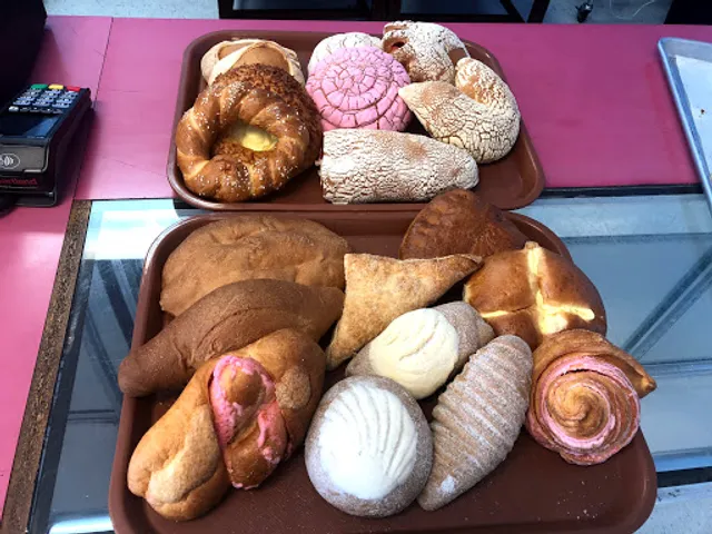 La Morena Panaderia y tortillera