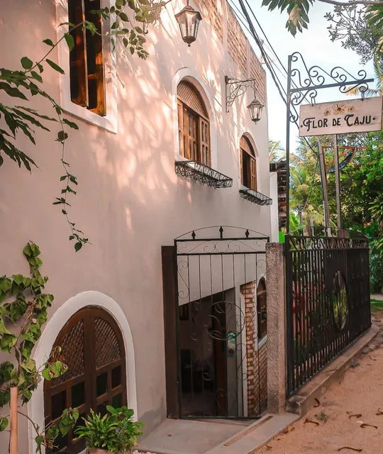 Hostel Flor de Ca.Ju
