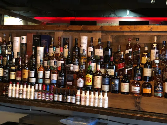 Lumber Axe Whiskey Bar & Grill