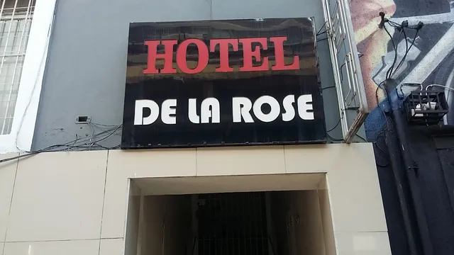 De la Rose Hotel