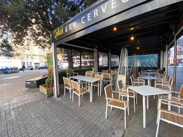 BAR CERVECERIA SPLASH-MANOLO EL DEL BOMBO