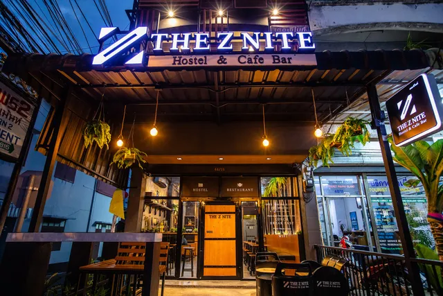 The Z Nite Hostel & Cafe Bar
