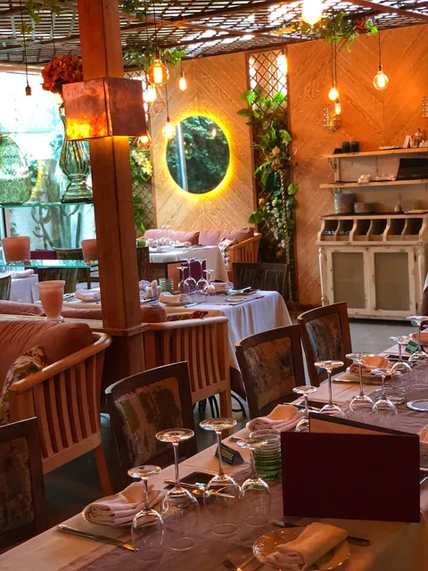 La Vinothèque by La Salle à Manger