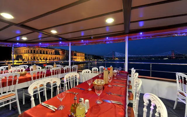 Bosphorus Dinner Cruise Istanbul