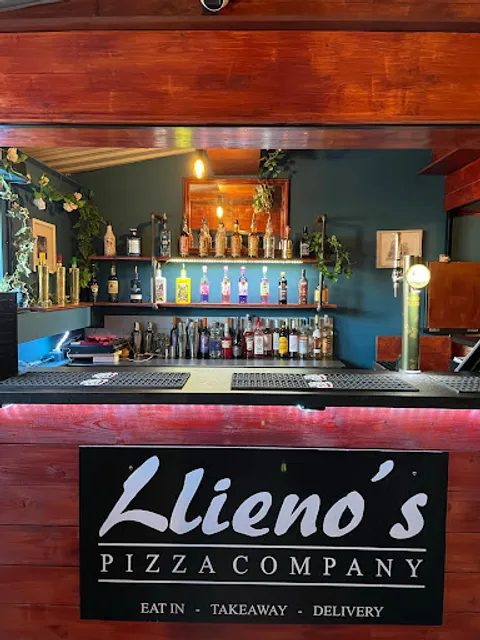 Llieno's Pizza Company