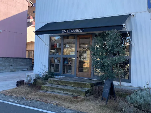 SMILE MARKET