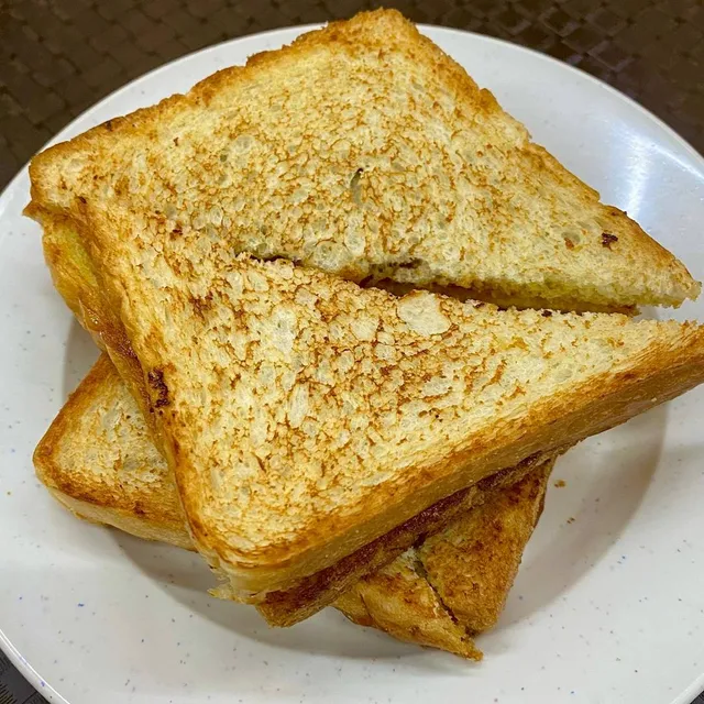 ASAM PEDAS RINTING BISTRO