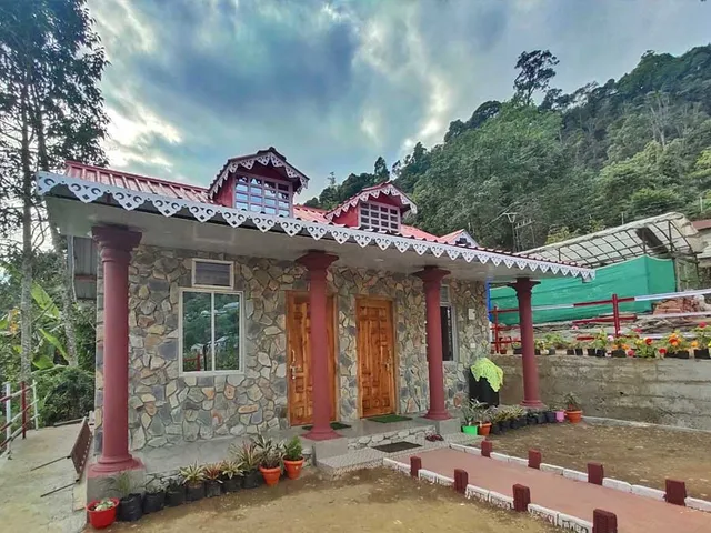 Little Hill Homestay in Latpanchar