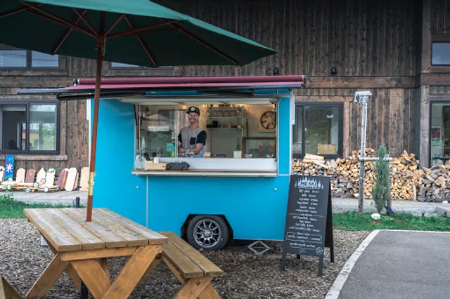 Cedar Coffee Co. Niseko