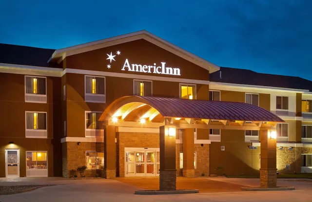 AmericInn by Wyndham Hartford SD