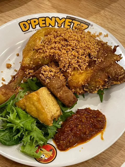 D'Penyetz & D'Cendol Clayton (HALAL)