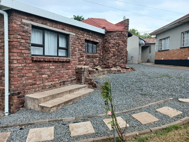 3 on Naude accommodation