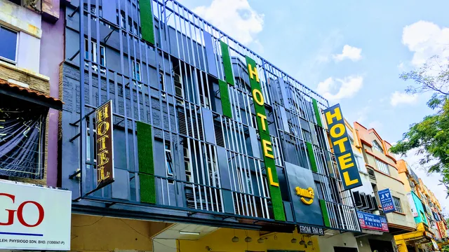 Smile Hotel Wangsa Maju