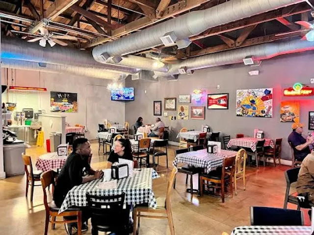 Gus's World Famous Fried Chicken