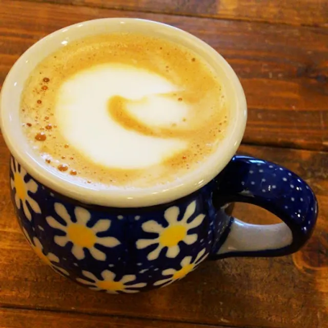 narrows coffee 中間店