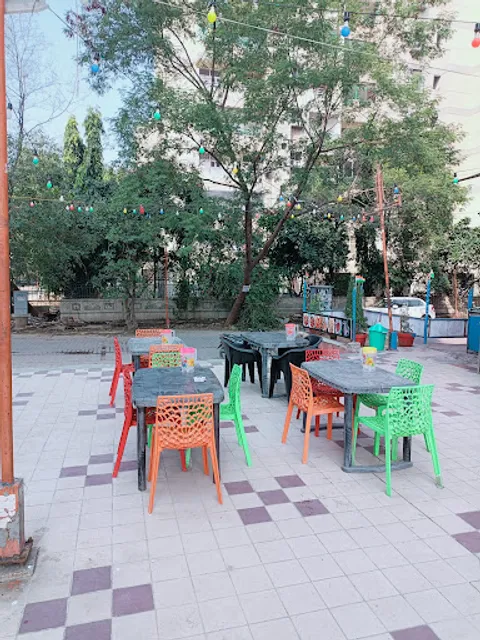 Taste Of Lucknow (Veg &NonVeg Restaurant)