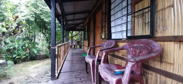 Mawlynnong Bamboo Cottage