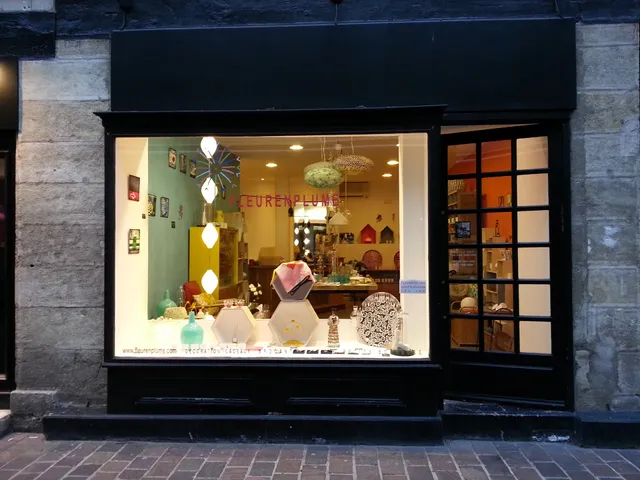 FLEURENPLUME Concept Store