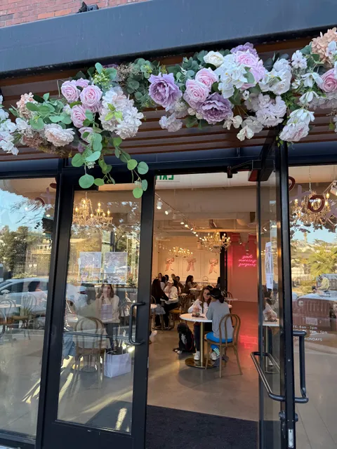 Morning Lavender Boutique & Cafe