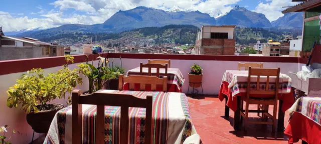 Lhotse hostel B&B Huaraz