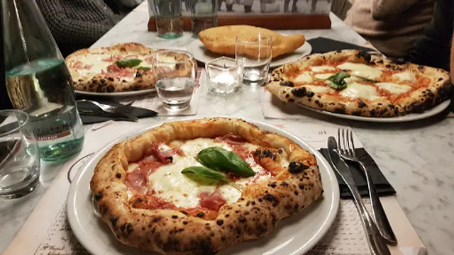 Napples (San Salvario) - Antica Pizzeria e Friggitoria Partenopea