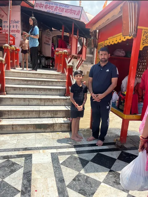 Krishna Ji Restaurant