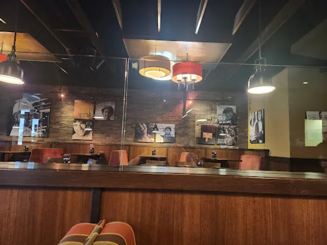 MR MIKES SteakhouseCasual