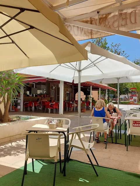 Bar Cafetería y Restaurante Abril