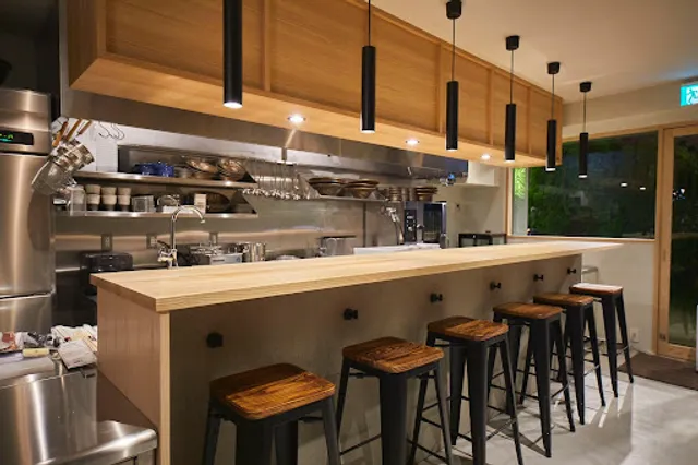 Mugi x Tori Tenma" Ramen Shop