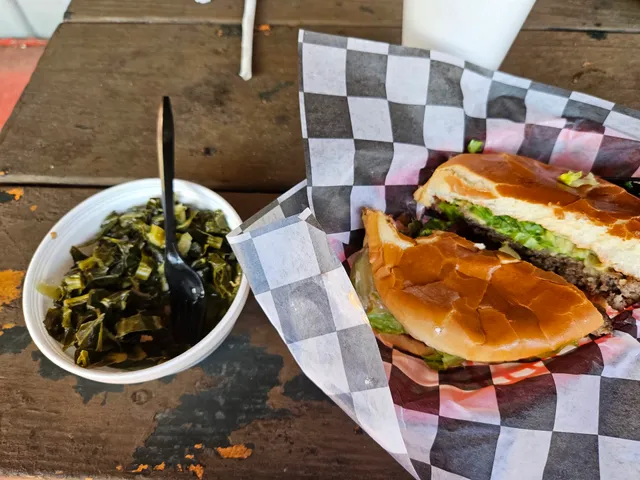 Sam's Worlds Best Cheeseburger