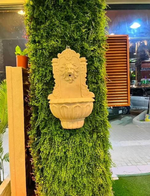 مركز مزاد الأسماك المروج