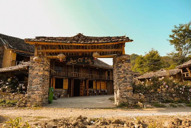 Long Cổ Trấn - Homestay & Tea